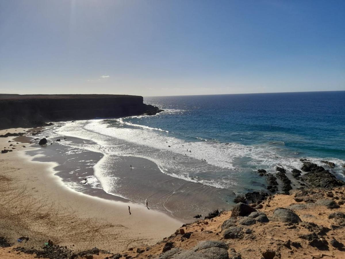 ALLOGGIO INCANTEVOLE NEL CENTRO DI CORRALEJO a 100 metri dal mare Corralejo Exterior foto