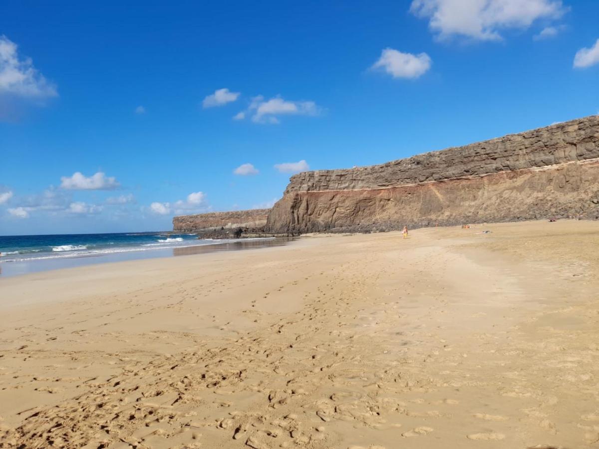 ALLOGGIO INCANTEVOLE NEL CENTRO DI CORRALEJO a 100 metri dal mare Corralejo Exterior foto