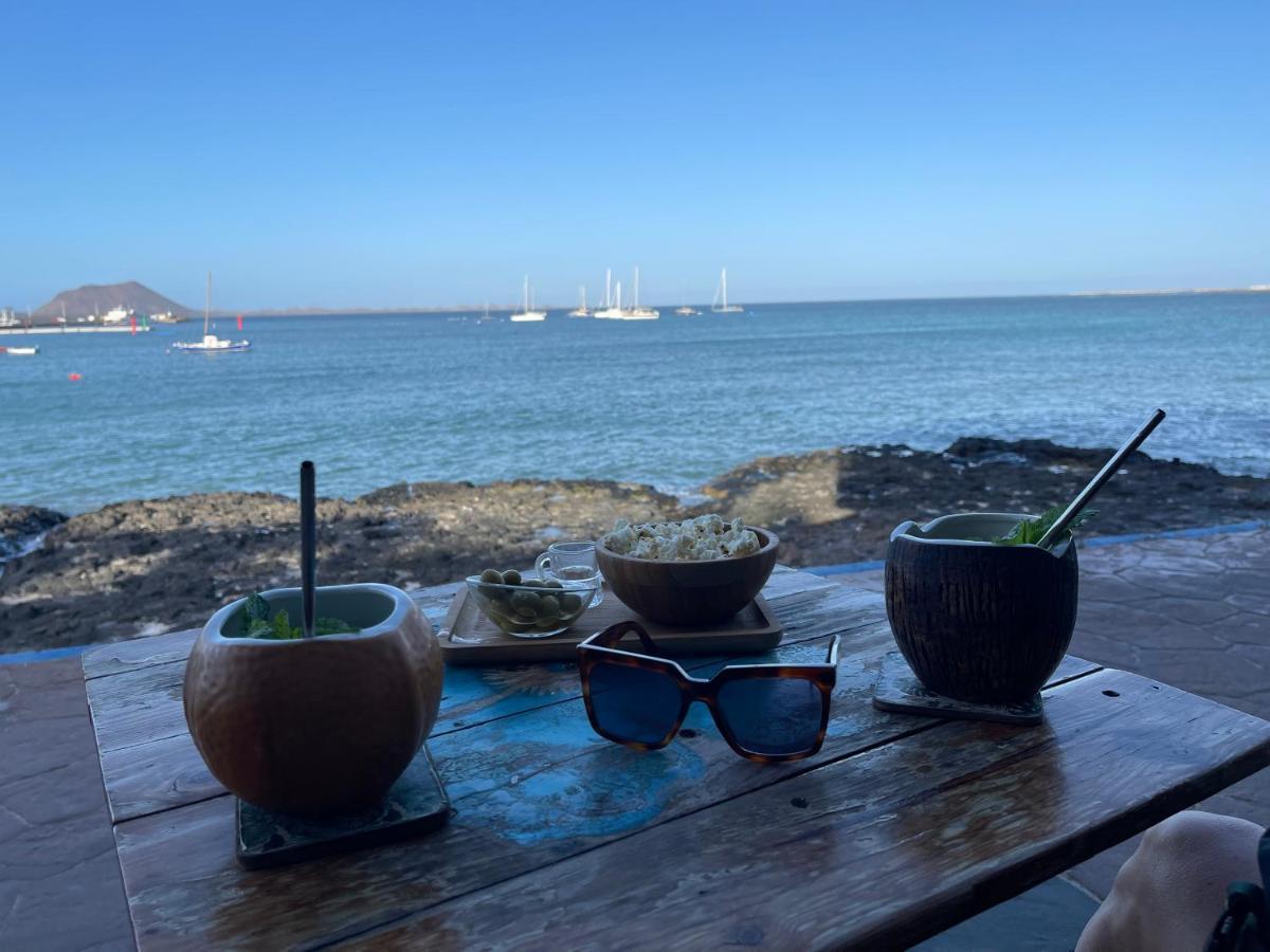 ALLOGGIO INCANTEVOLE NEL CENTRO DI CORRALEJO a 100 metri dal mare Corralejo Exterior foto